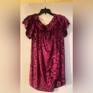 Boutique velvet off shoulder tunic